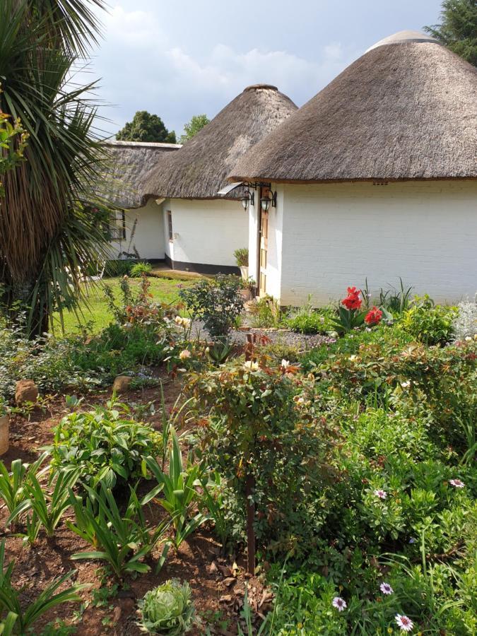 Piccadilly Farm Cottages Lions River 외부 사진